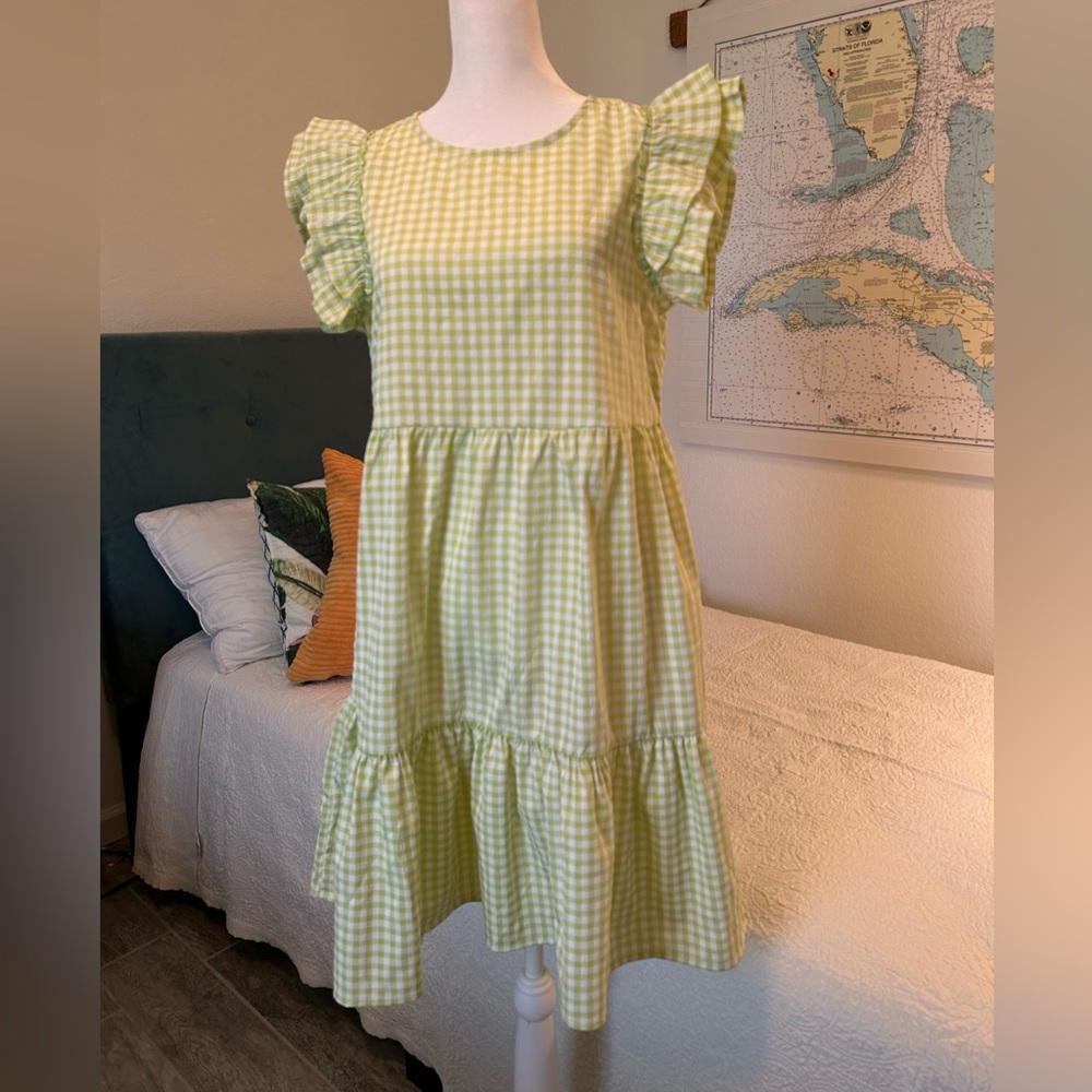 Green and White Puff Sleeve Midi Sundress NWOT